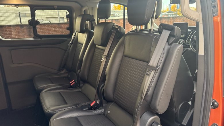 Ford Tourneo Custom Transit Custom Tourneo L1 Diesel Fwd 2.0 EcoBlue 185ps L/R 8 Seater Sport Auto